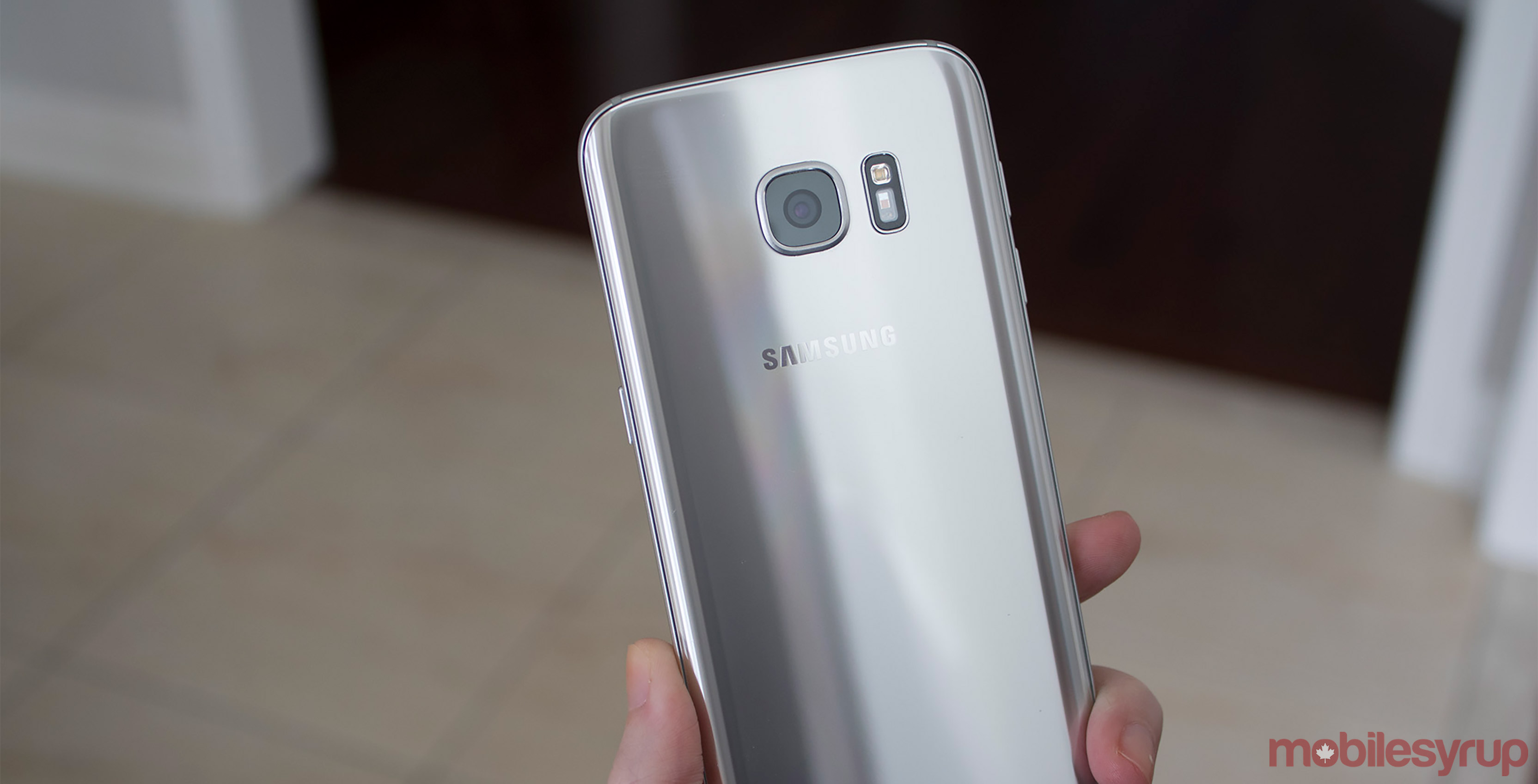 Back of Samsung Galaxy S7 smartphone