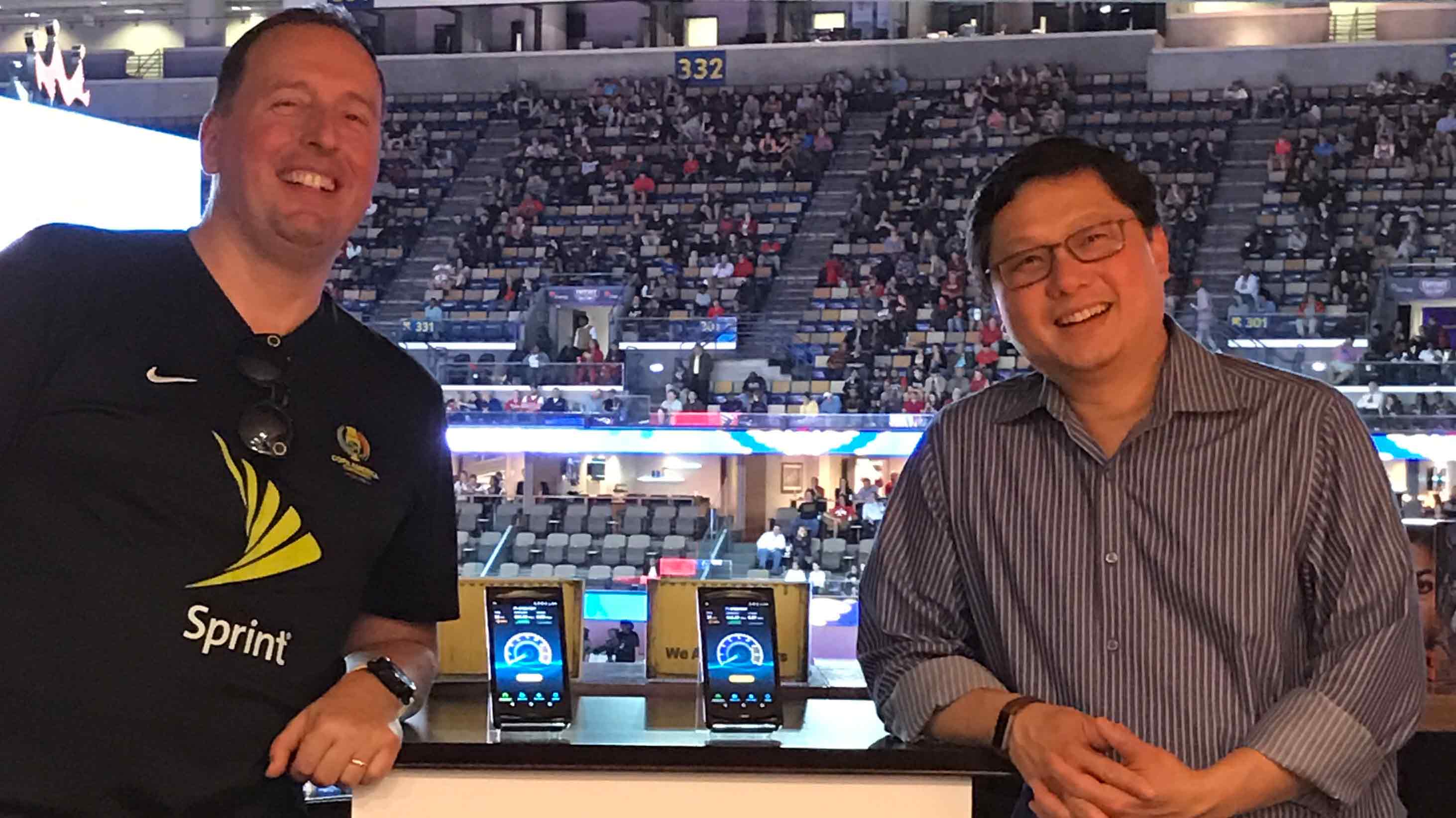 moto phones and gigabit lte demo - snapdragon 835-powered moto phone