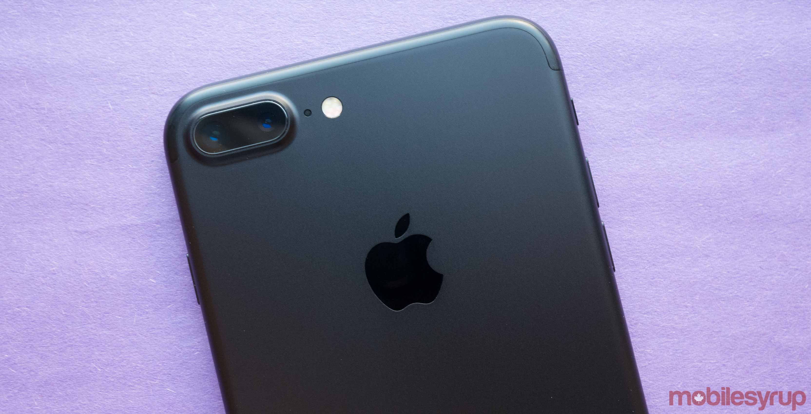 back of iPhone 7