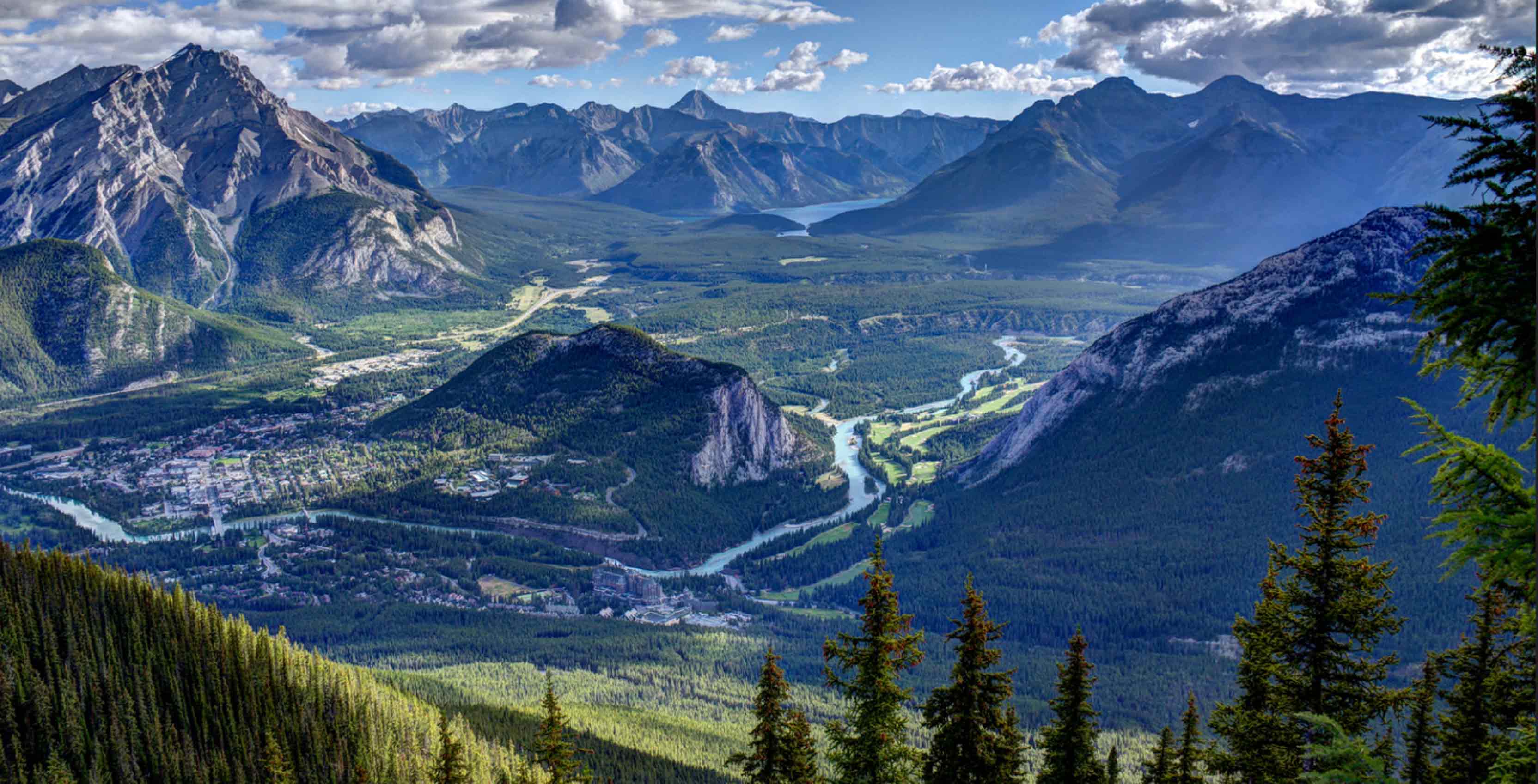 HDR photo of Banff National Park