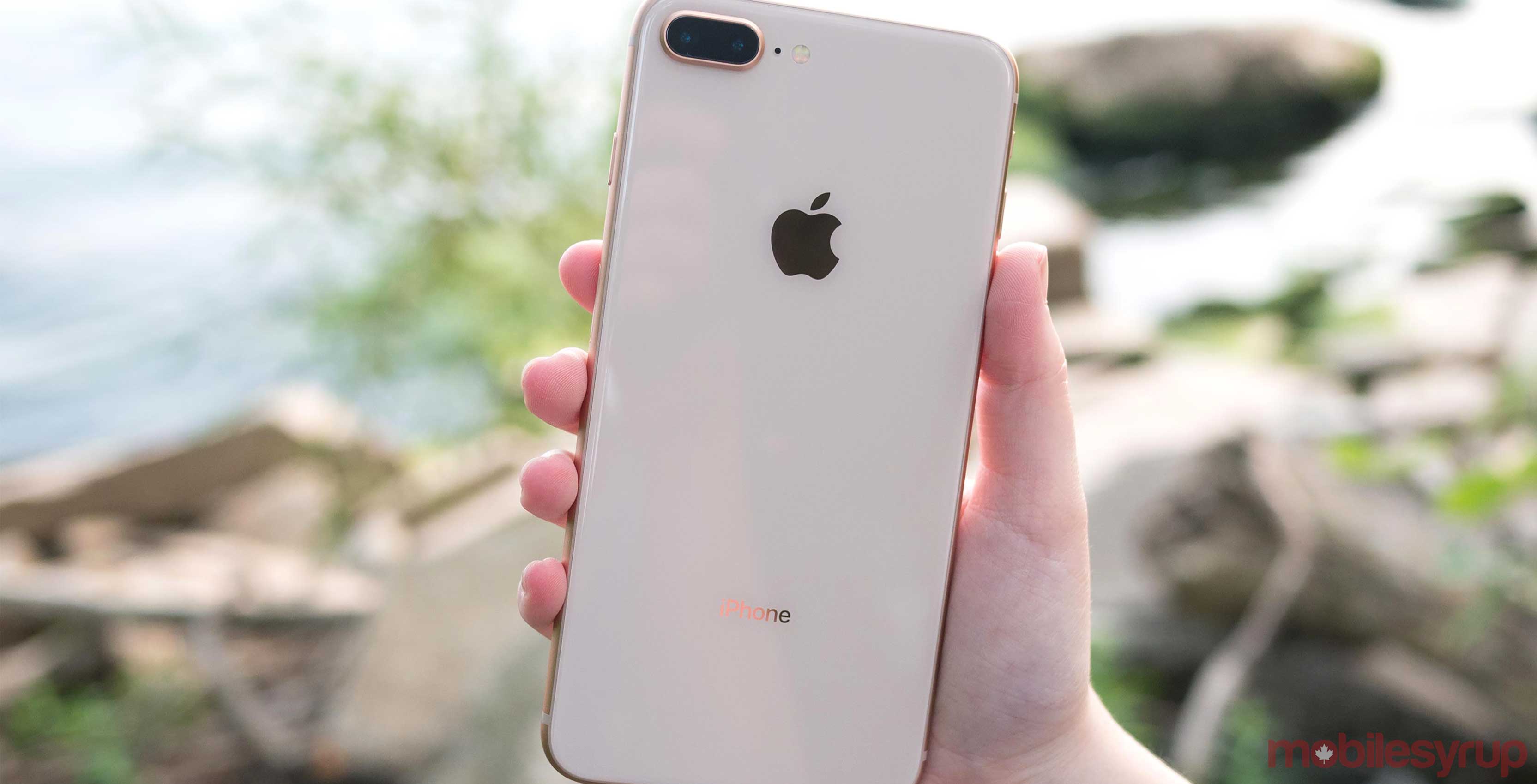 iPhone 8 Plus