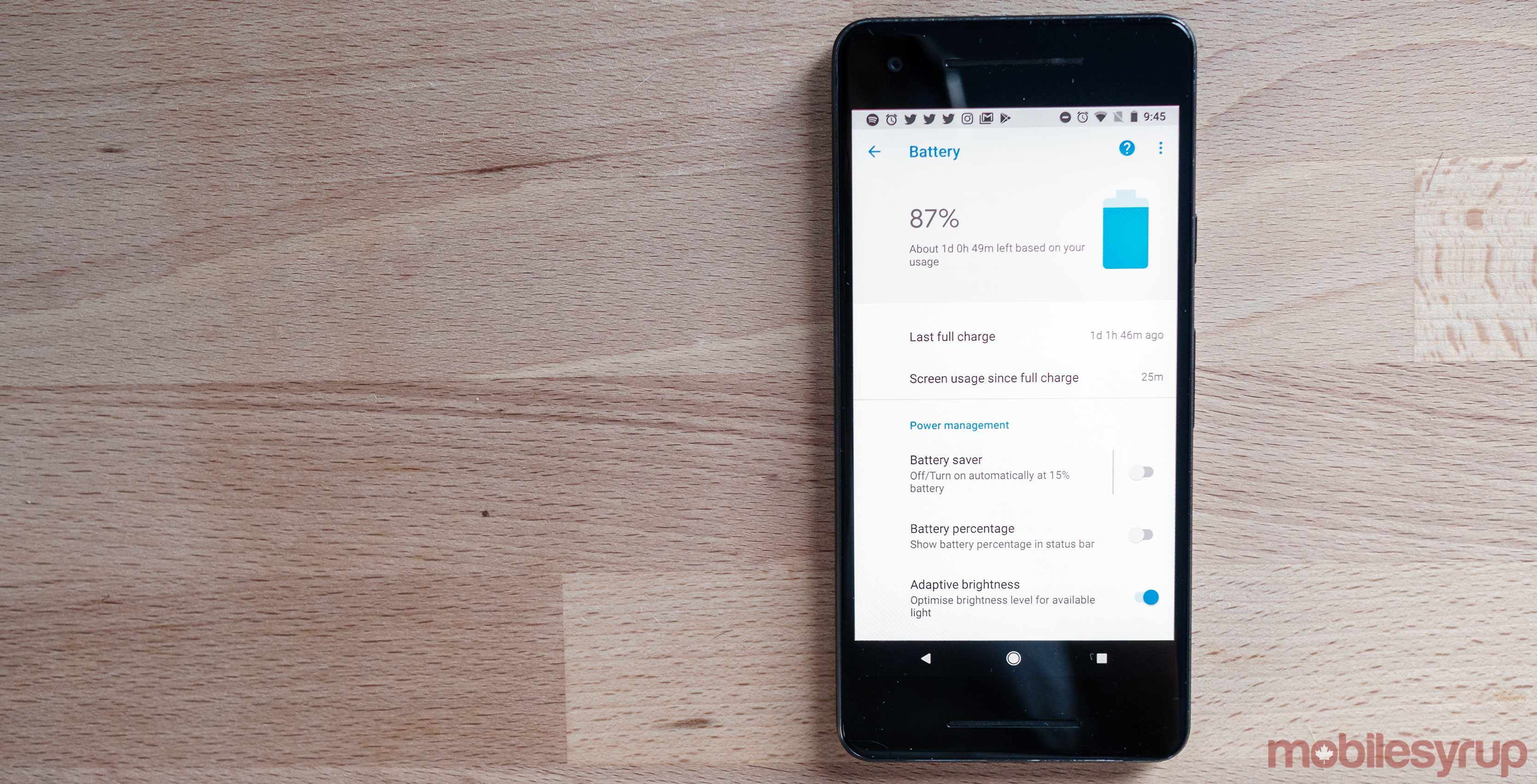 The Pixel's new battery indicator screen