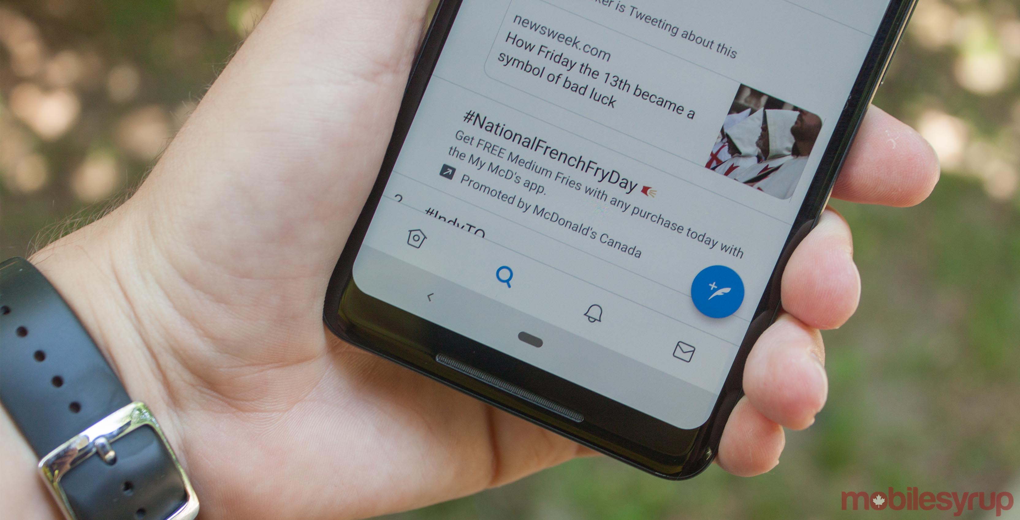 Twitter's bottom navigation bar on a Pixel 2 XL