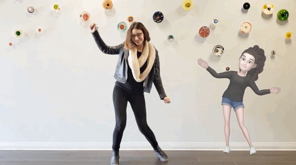 AR Emoji full body capture