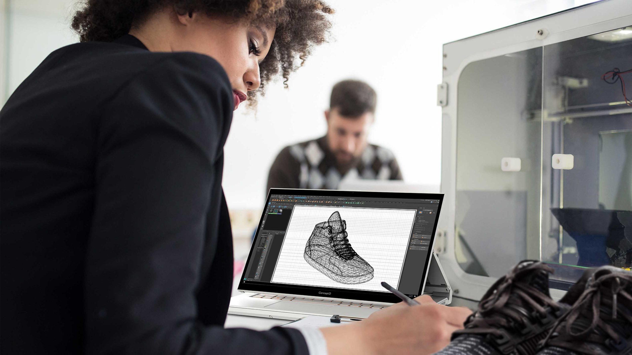 Acer ConceptD 7 Ezel in action