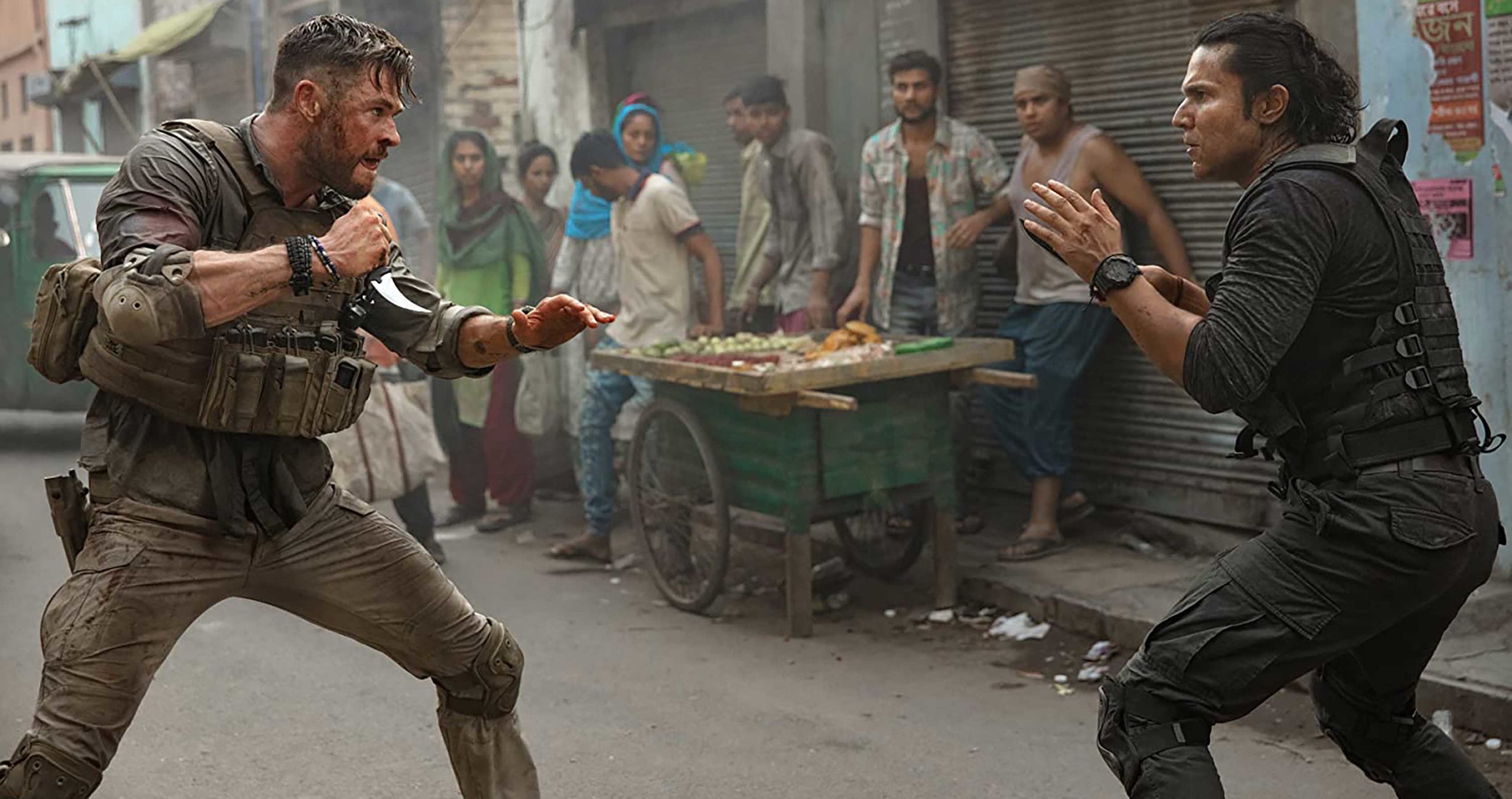 Chris Hemsworth in Extraction