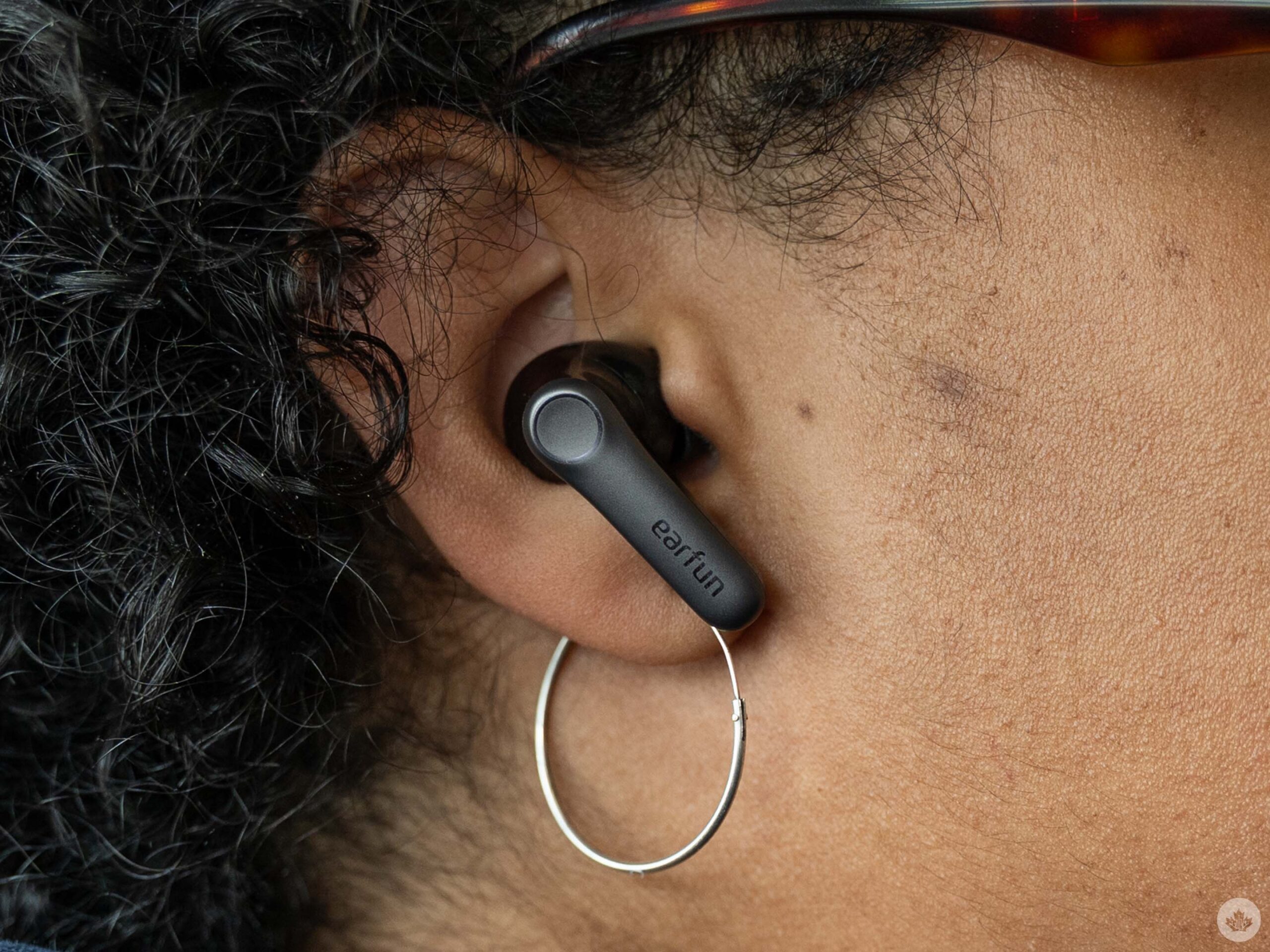 EarFun Air Pro 4+ in ear.