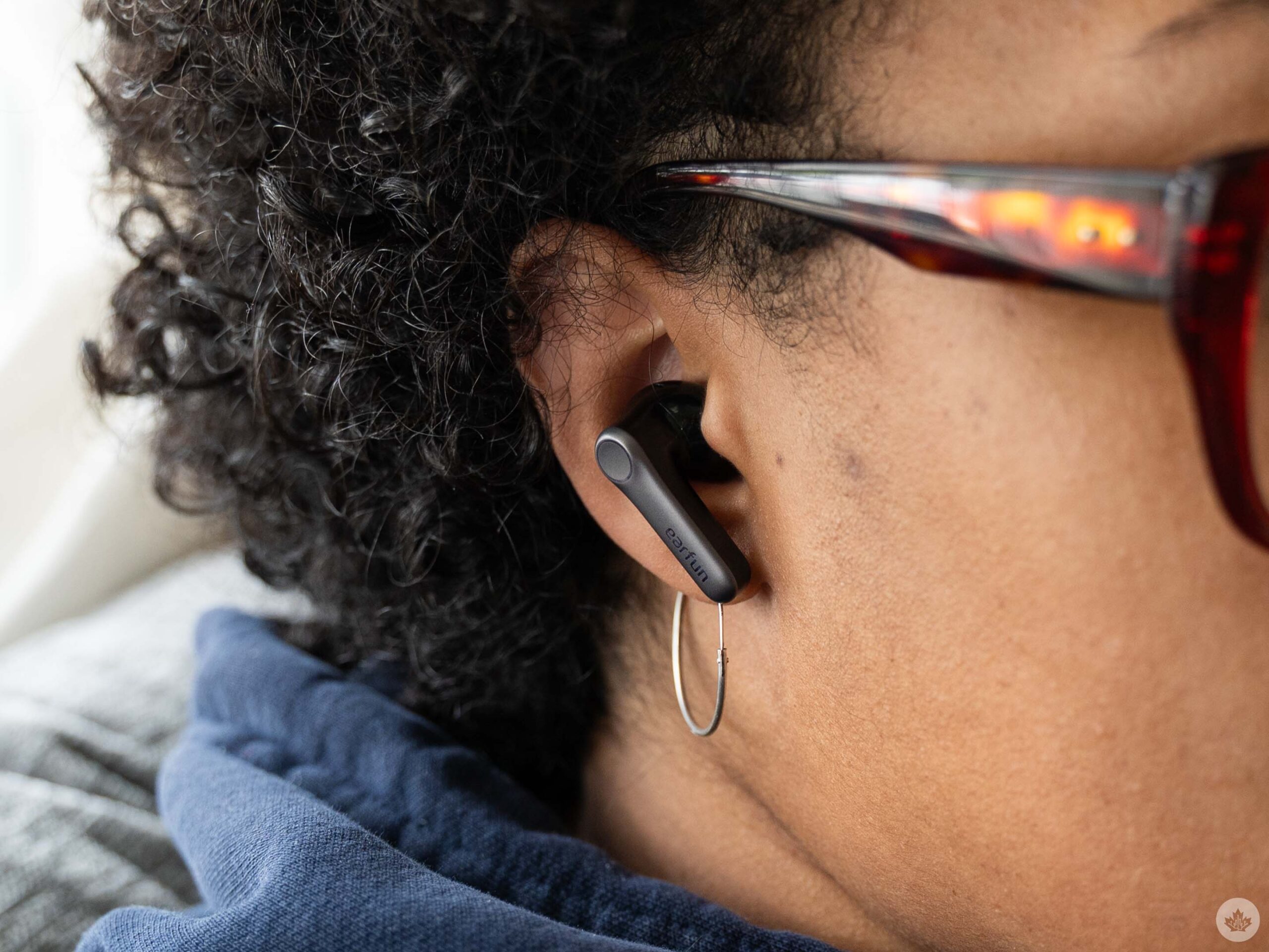 EarFun Air Pro 4+ in ear.