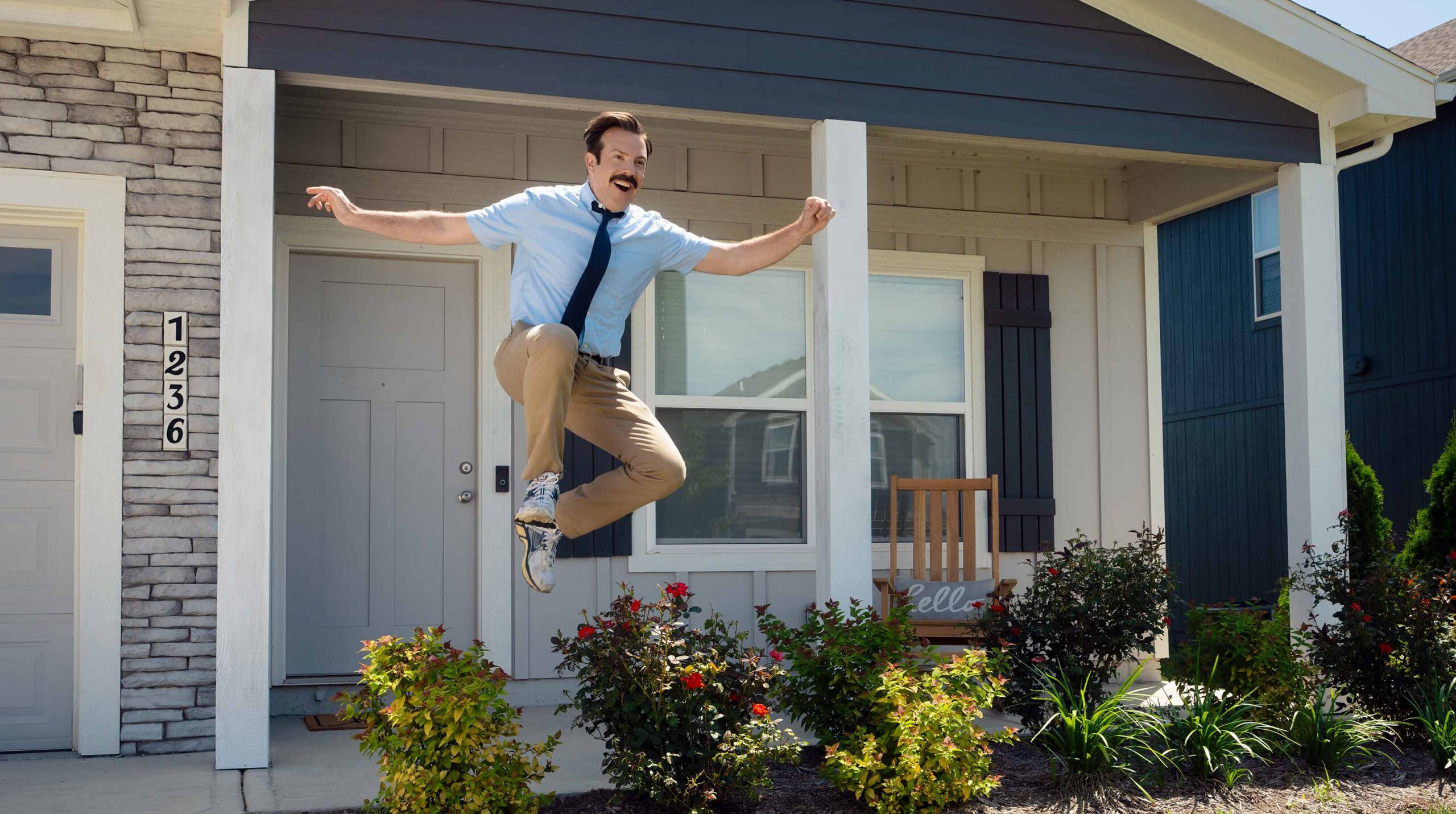 Ted Lasso Season 4 Ted jumping from porch
