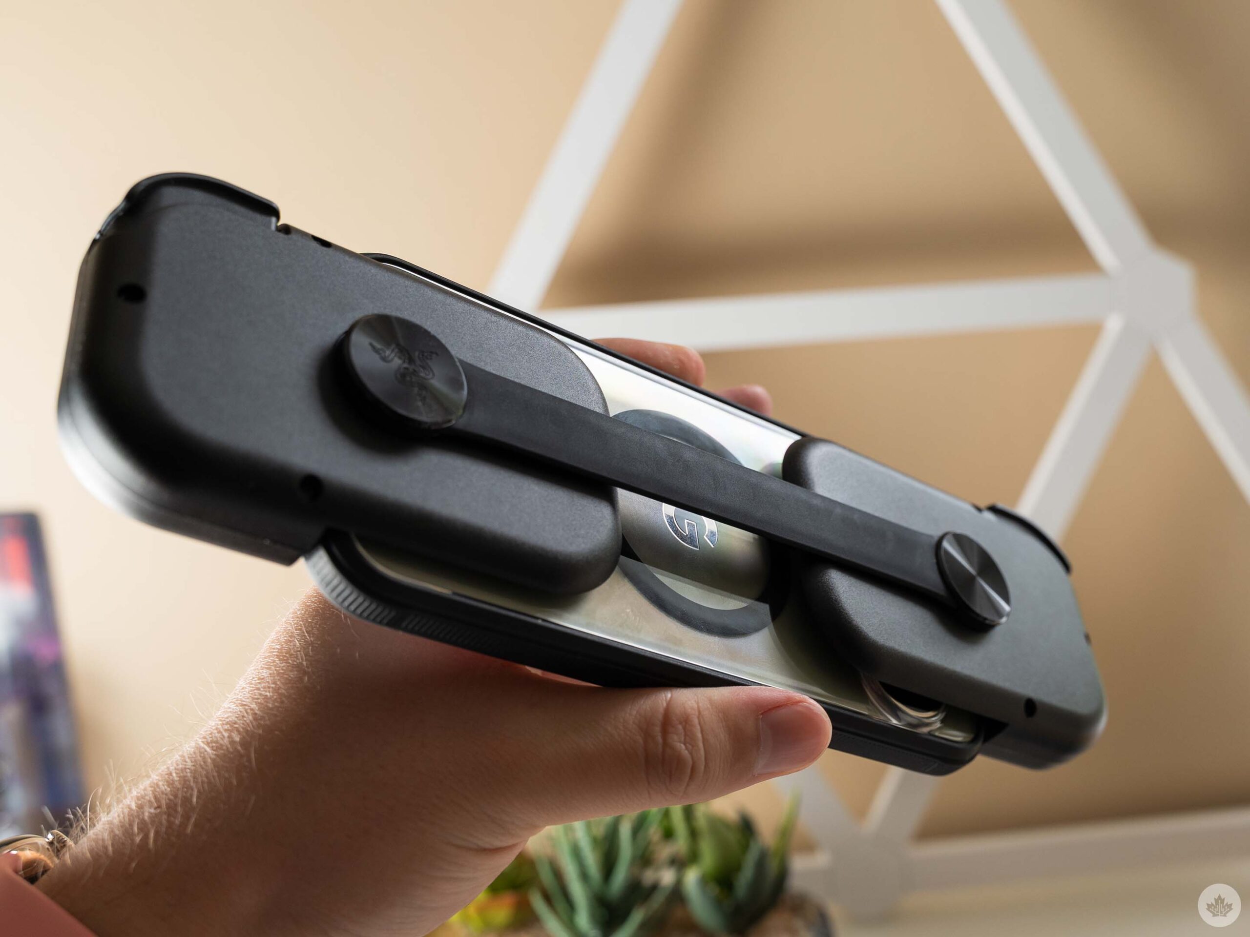 Razer Prio seen from the back.